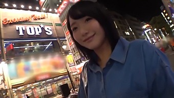 Nozomi, O Studentă De 18 Ani, Își Asigură Admiterea Cu Scopul De A Economisi Bani În Timp Ce Se Răsfăț În Sex Anal Și Primește Cu Nerăbdare Ejacularea Facială