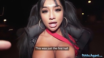 Yasmina Khan, Gadis Desi, Memberikan Blowjob Dan Mendapatkan Cumshot Di Tempat Umum